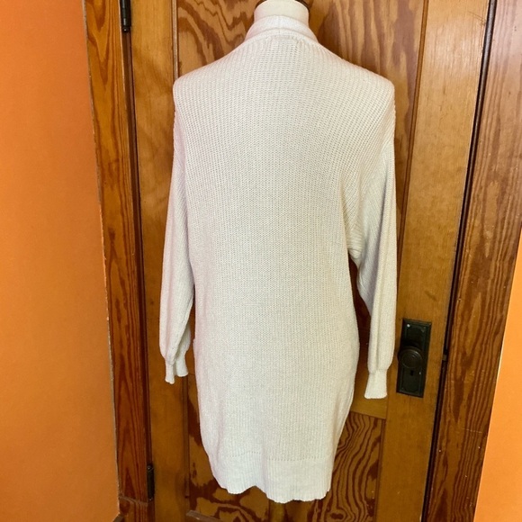 Universal Thread Oatmeal Beachy Cardigan - Picture 9 of 9